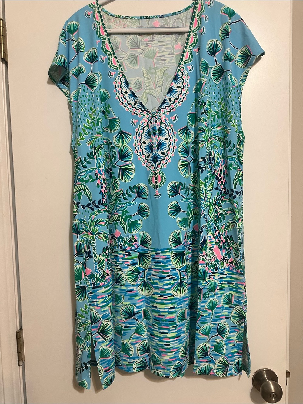 Lilly Pulitzer V-Neck Women’s Dress